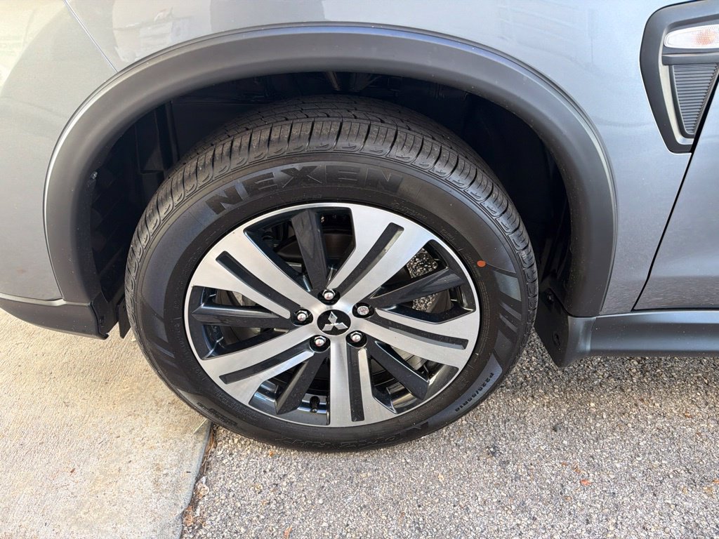 New 2027 Mitsubishi Outlander Sport ES FWD image 11