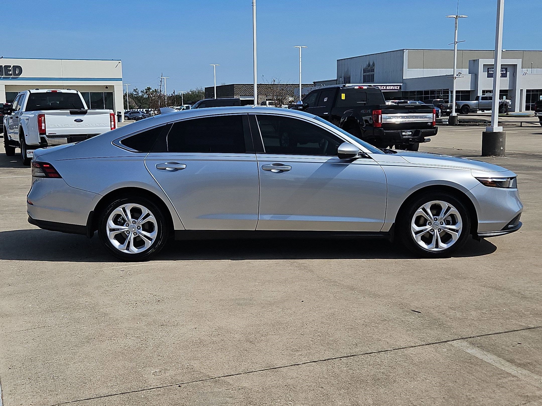 Used 2025 Honda Accord LX image 2