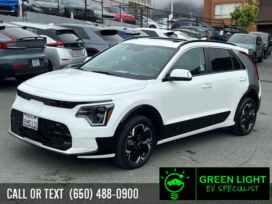Used 2023 Kia Niro Wave image 1
