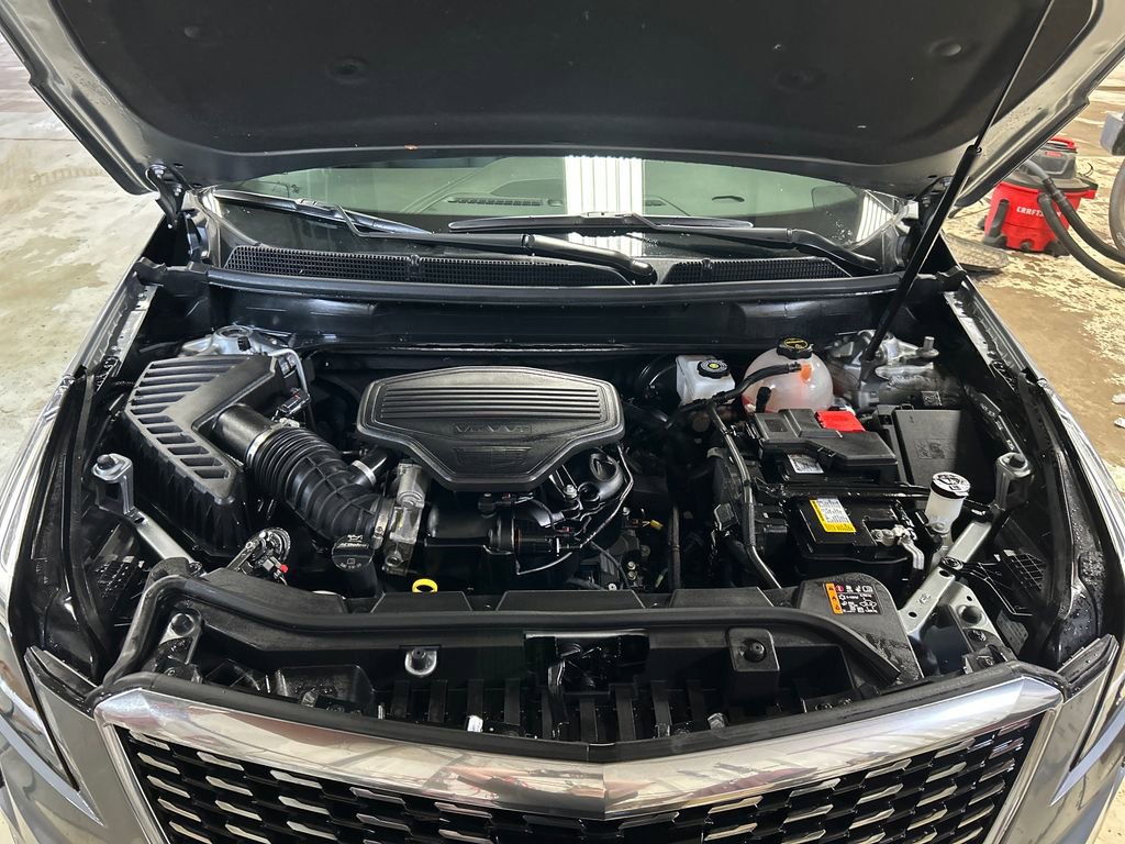 Used 2025 Cadillac XT5 Premium Luxury AWD/4WD image 10
