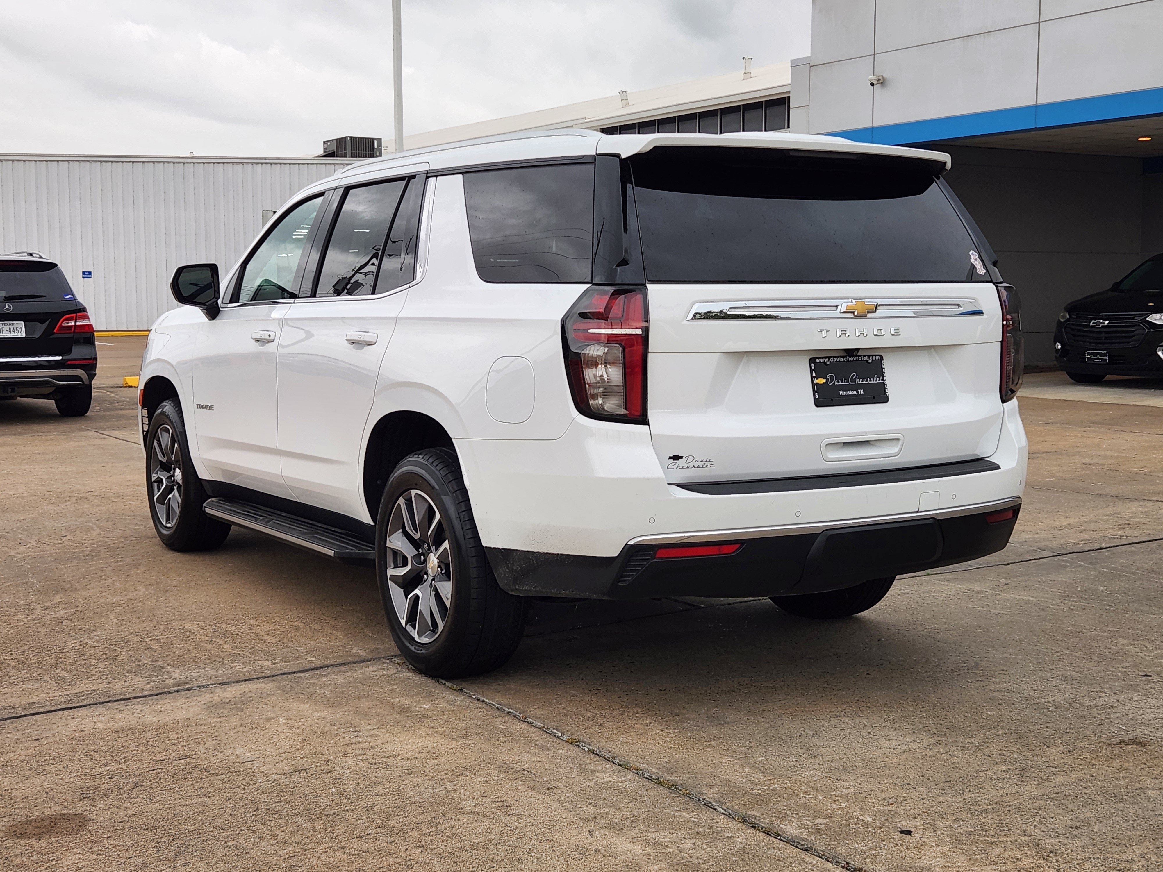 Used 2022 Chevrolet Tahoe LS RWD image 7