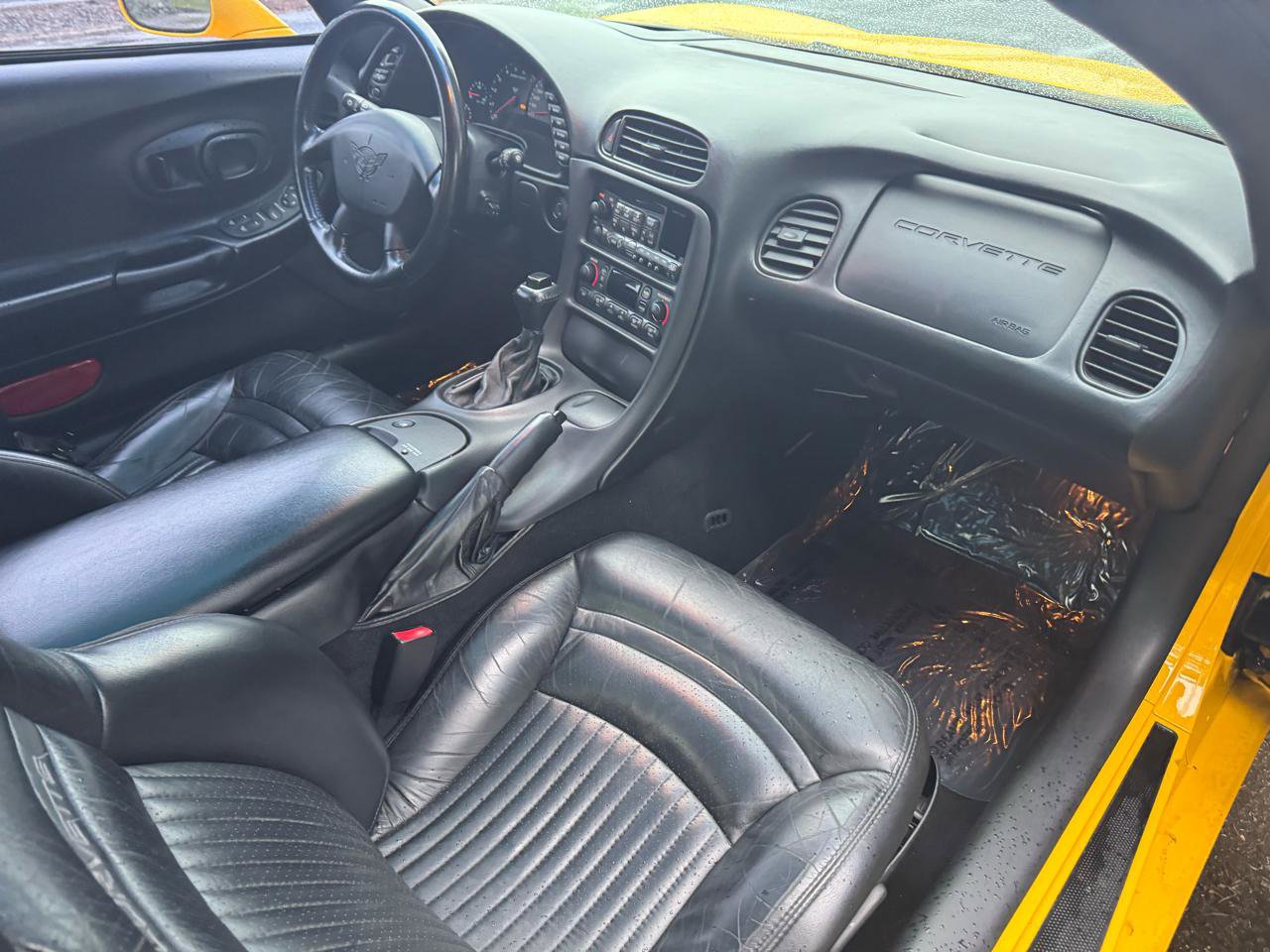 Used 2000 Chevrolet Corvette Coupe w/ Memory Pkg image 13