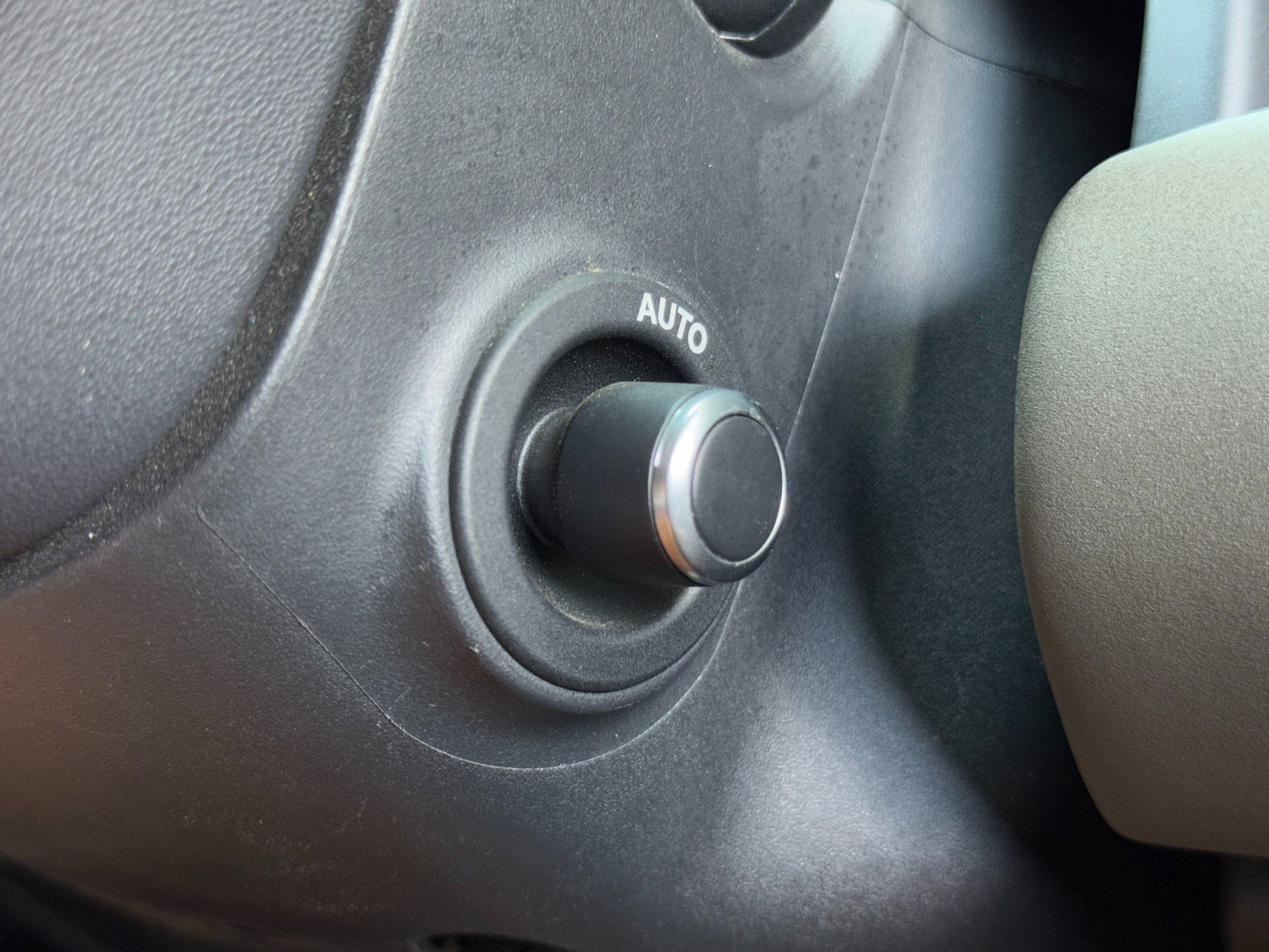 Used 2023 Land Rover Defender 110 X image 19