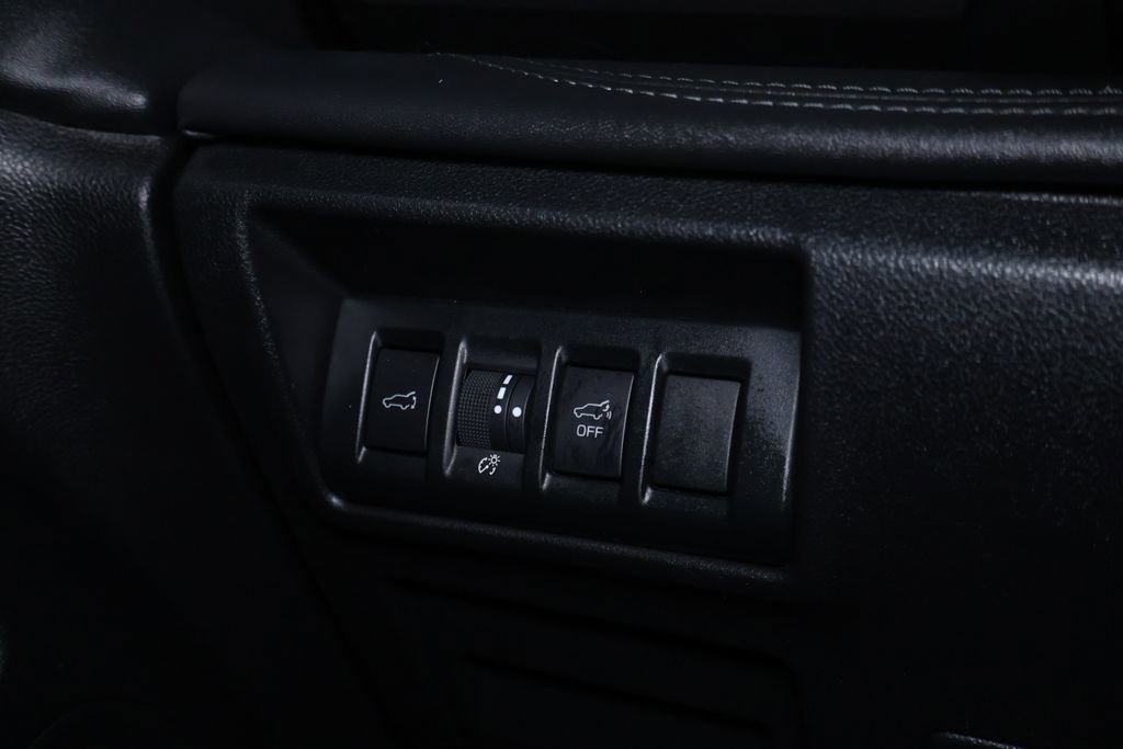 Used 2021 Subaru Outback Limited image 27