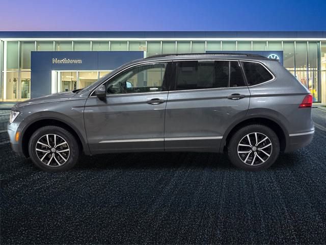 Certified 2021 Volkswagen Tiguan SE w/ Panoramic Sunroof Package image 7