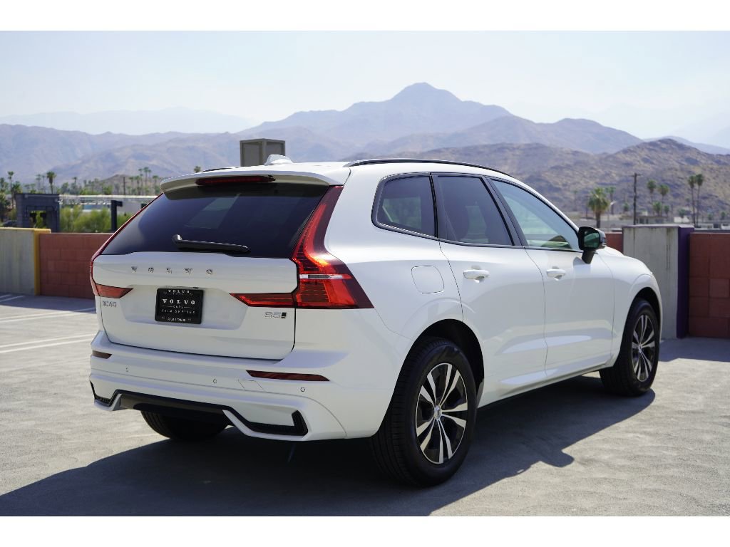 New 2025 Volvo XC60 B5 Core w/ Climate Package image 9
