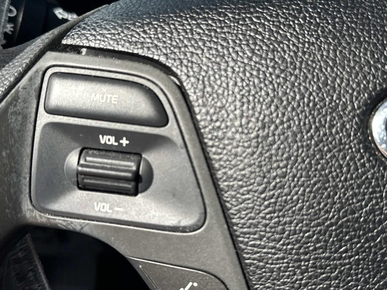 Used 2017 Kia Forte LX FWD image 16