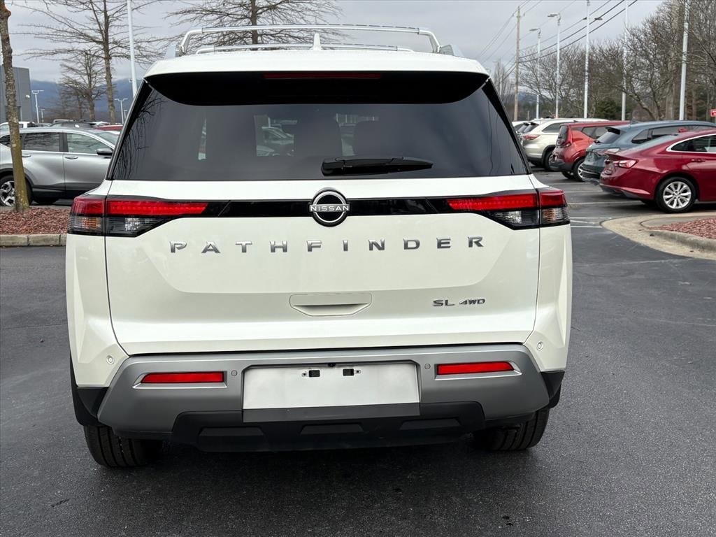 Certified 2024 Nissan Pathfinder SL image 6
