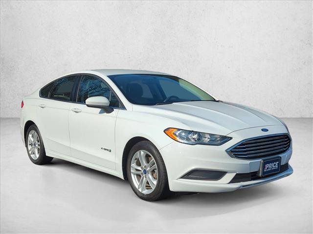 Used 2018 Ford Fusion S image 3