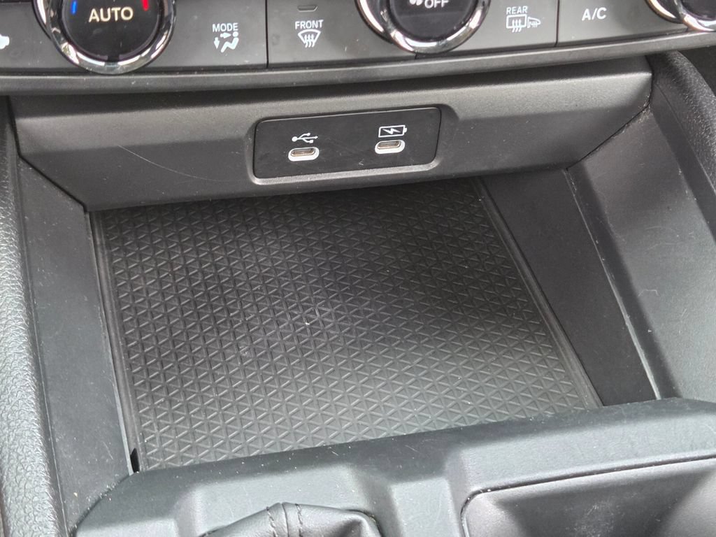 Certified 2024 Honda Accord EX image 28