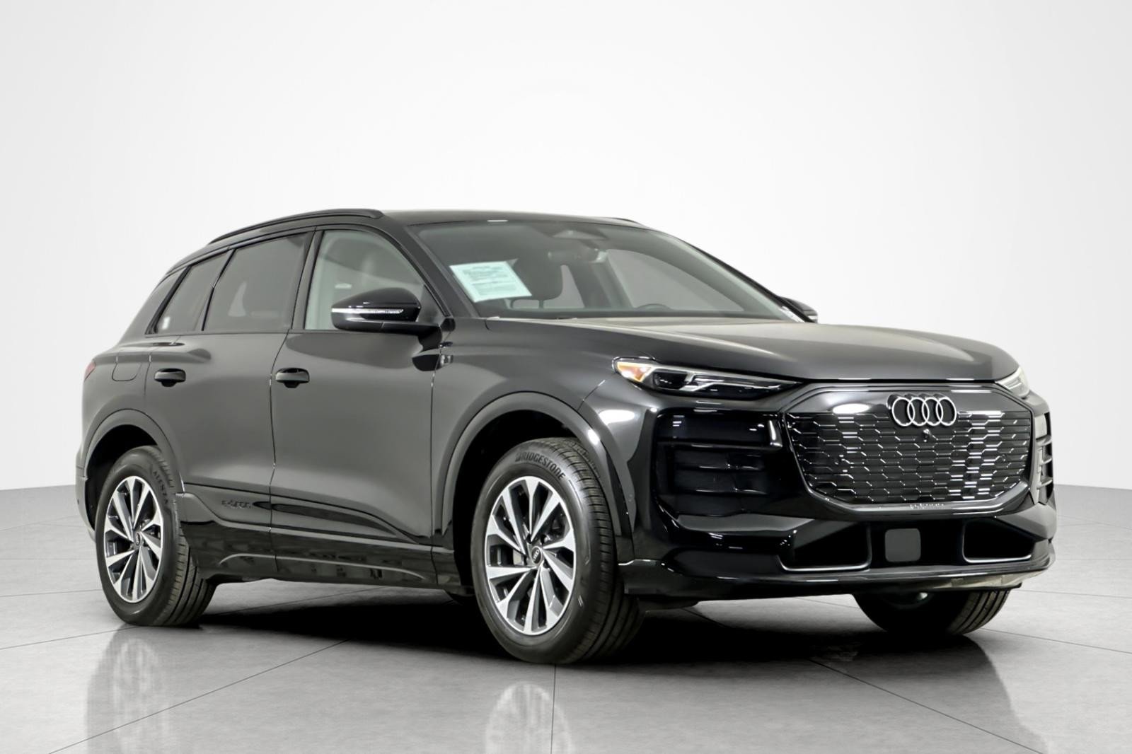 Used 2025 Audi Q6 e-tron Premium w/ Convenience Package image 7