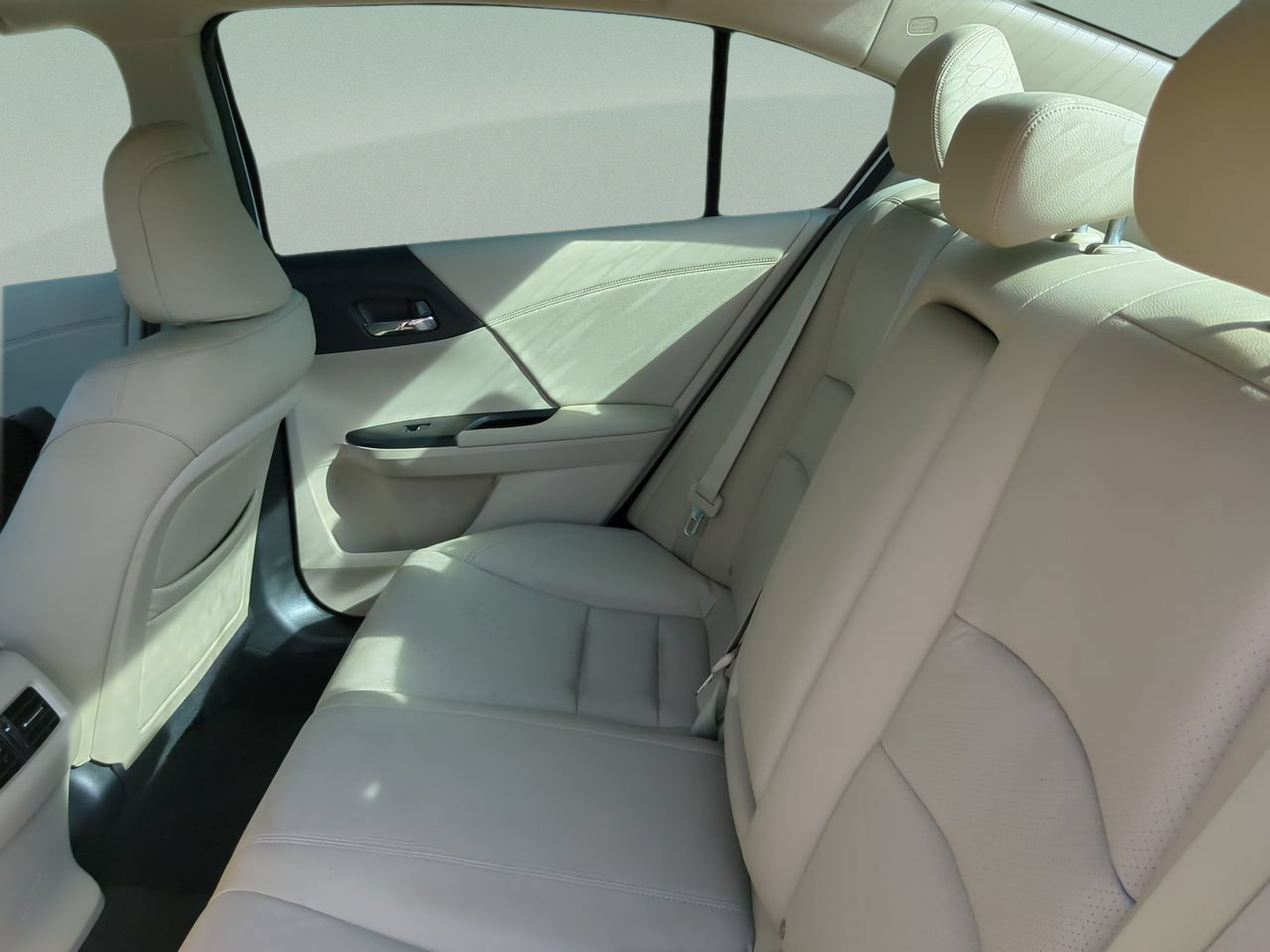 Used 2013 Honda Accord EX-L image 18