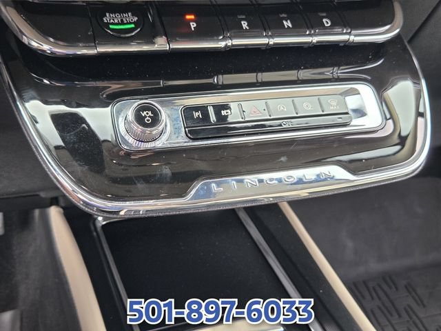 Certified 2025 Lincoln Corsair AWD w/ Equipment Group 101A image 23