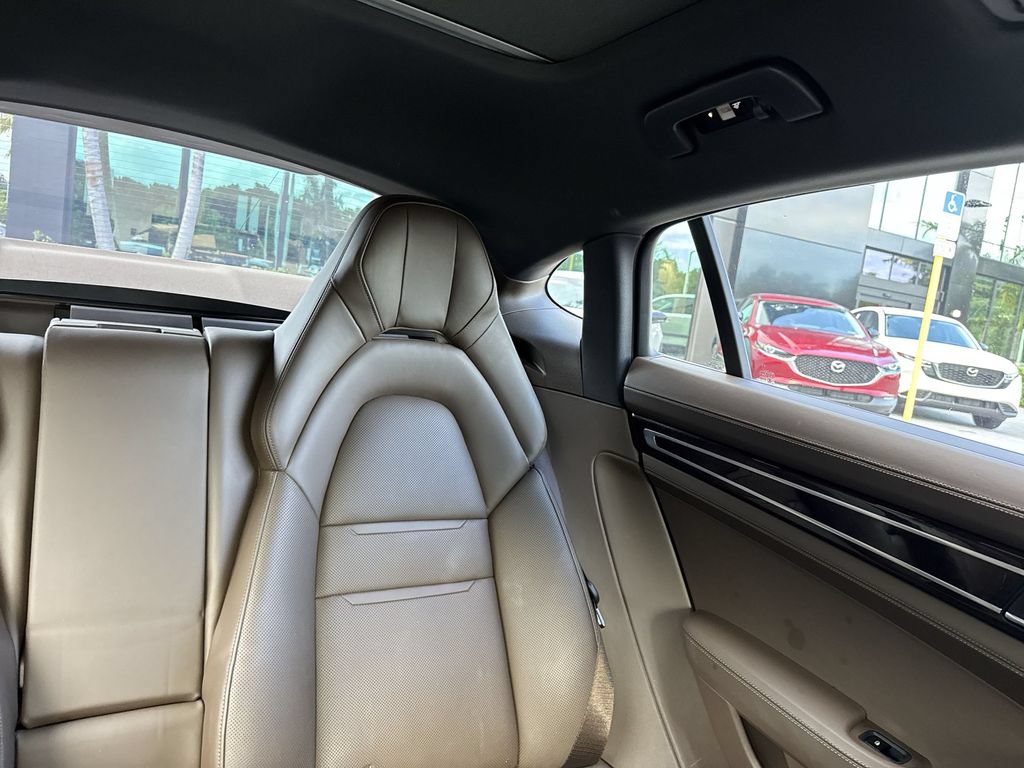 Used 2018 Porsche Panamera 4 Executive AWD/4WD image 19