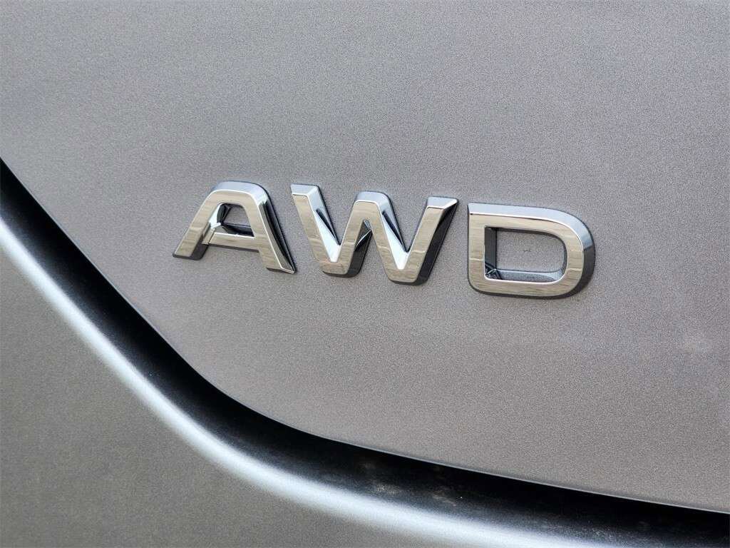 Certified 2024 Honda Pilot EX-L image 9