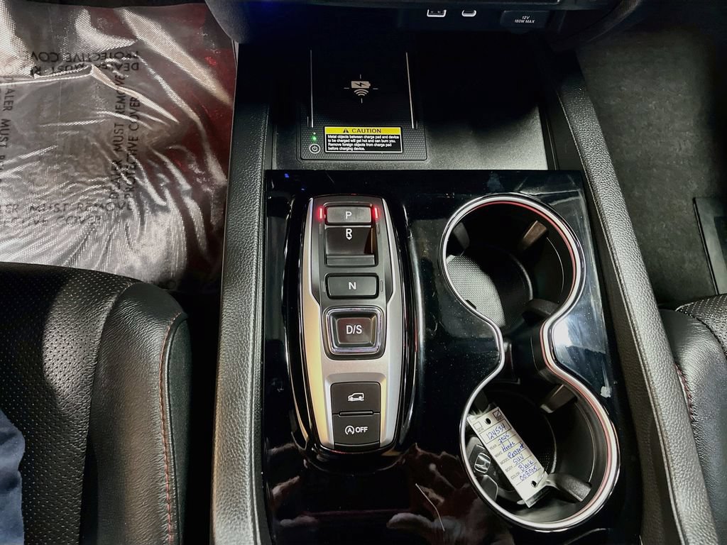 Used 2025 Honda Passport Black Edition image 17