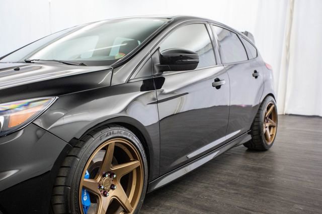 Used 2016 Ford Focus RS image 35
