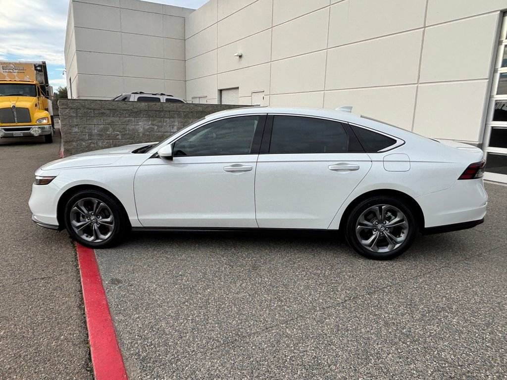 Used 2024 Honda Accord EX image 8