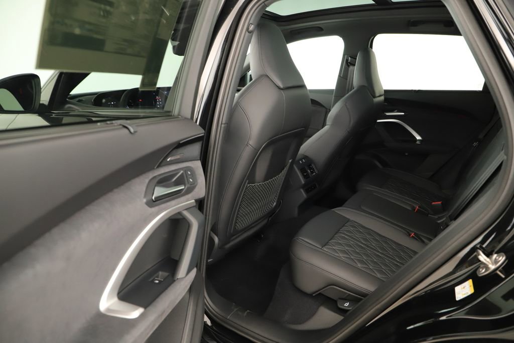 New 2025 Audi SQ5 Premium Plus image 26