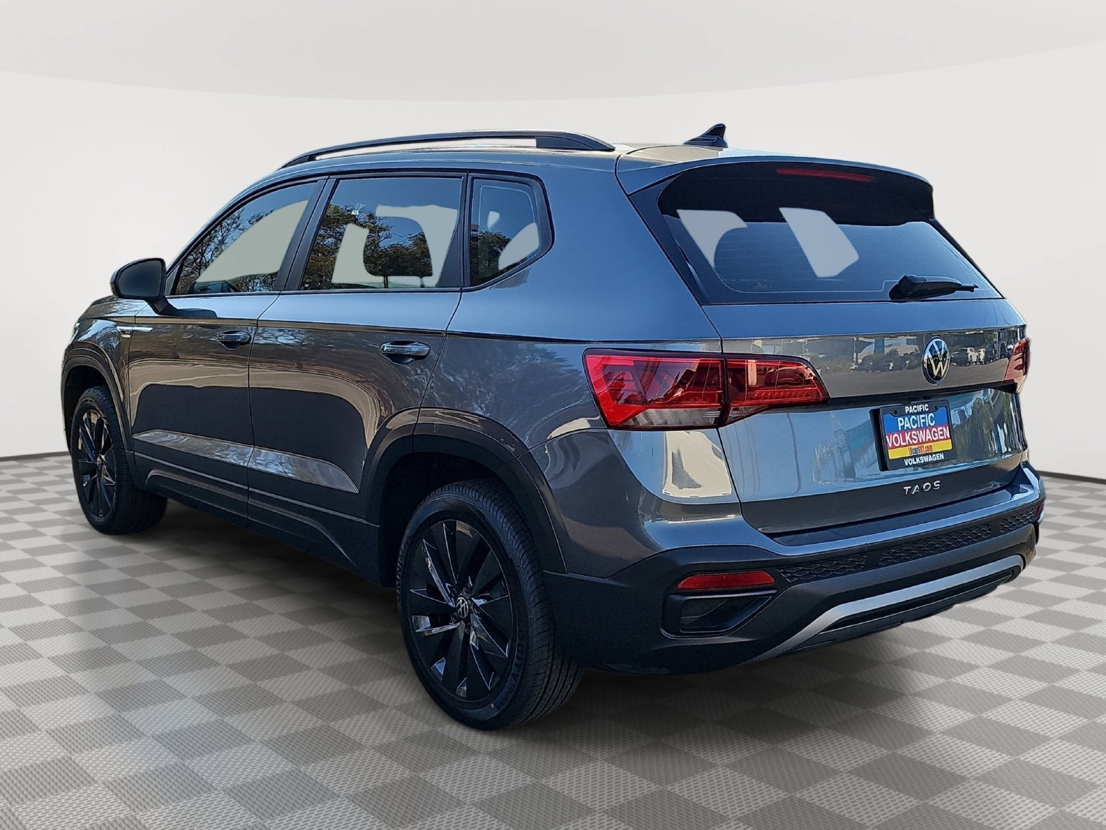 Used 2023 Volkswagen Taos S FWD image 7