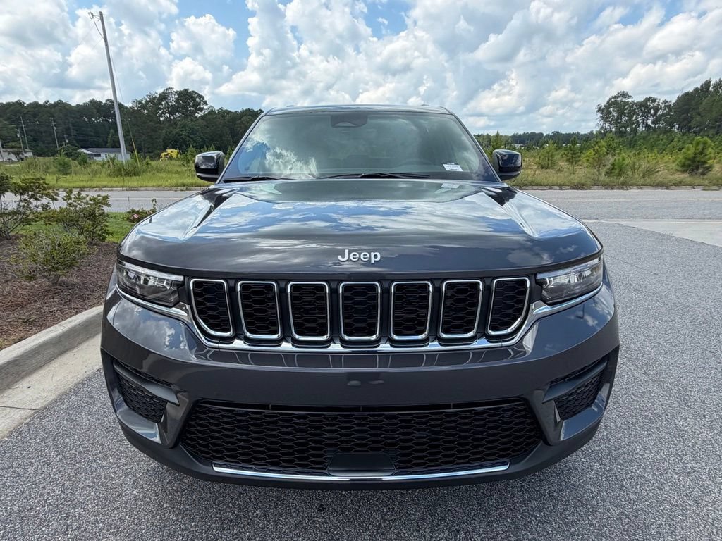 New 2026 Jeep Grand Cherokee Laredo RWD image 12