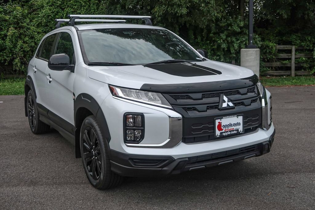 Used 2025 Mitsubishi Outlander Sport AWD image 6
