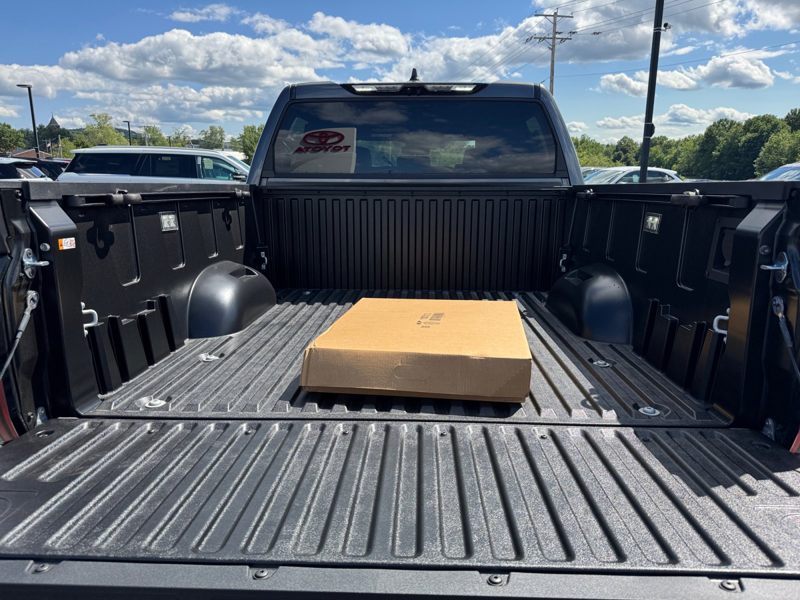 New 2026 Toyota Tundra Platinum AWD/4WD image 26