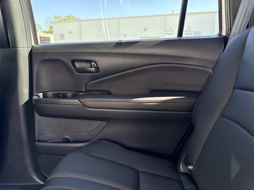Used 2024 Honda Passport TrailSport image 15