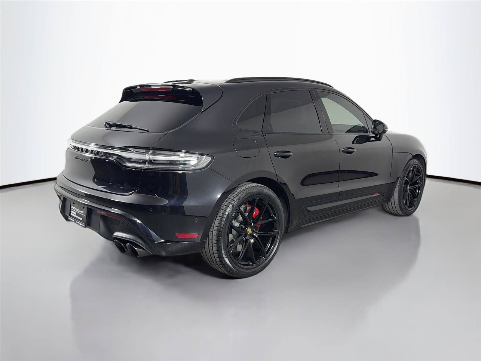 Certified 2023 Porsche Macan GTS AWD/4WD image 7