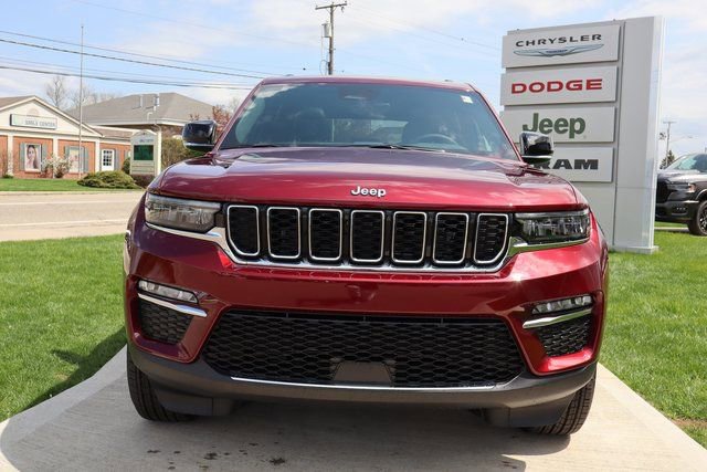 New 2025 Jeep Grand Cherokee Limited 4xe image 3