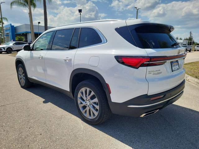Certified 2025 Buick Enclave Preferred image 3