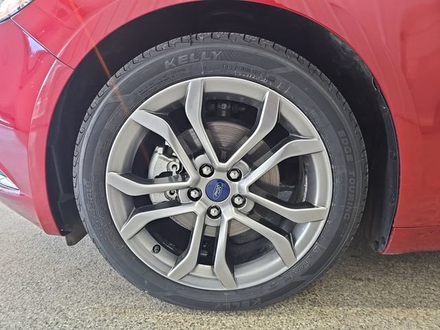 Used 2017 Ford Fusion SE w/ Equipment Group 201A FWD image 24