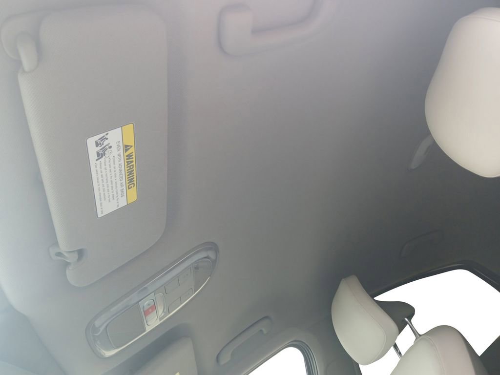 Used 2025 Hyundai Ioniq 6 SEL image 11