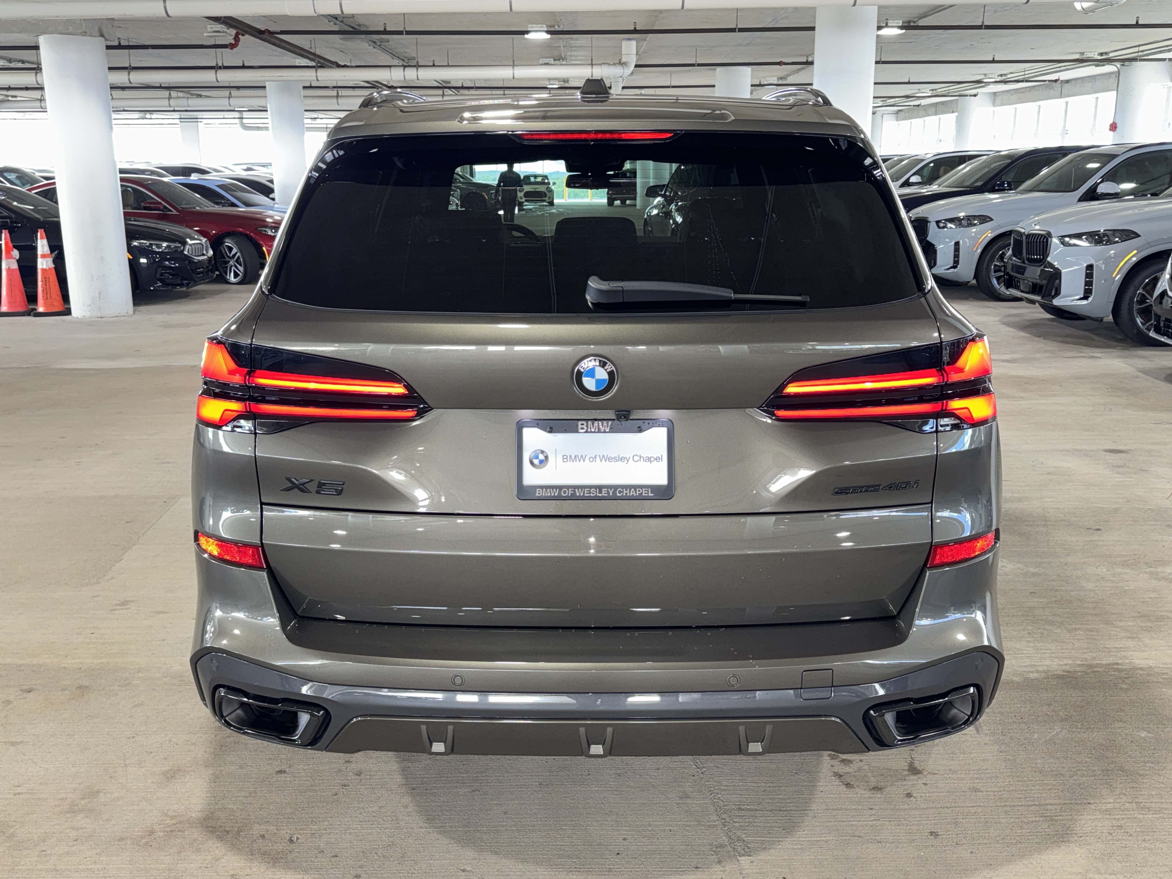 Used 2026 BMW X5 sDrive40i w/ M Sport Package RWD image 7