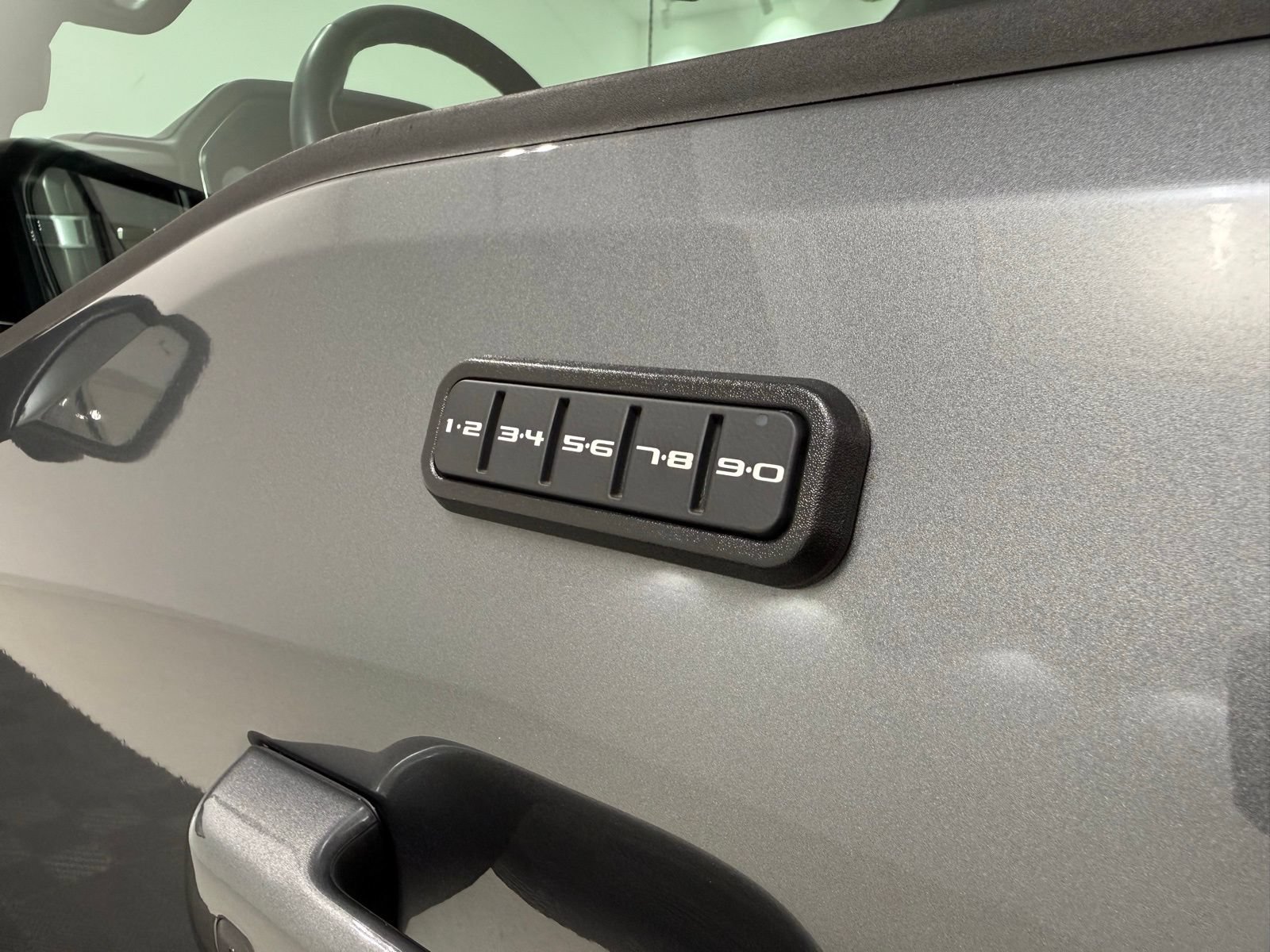 Used 2025 Ford F150 Platinum AWD/4WD image 17