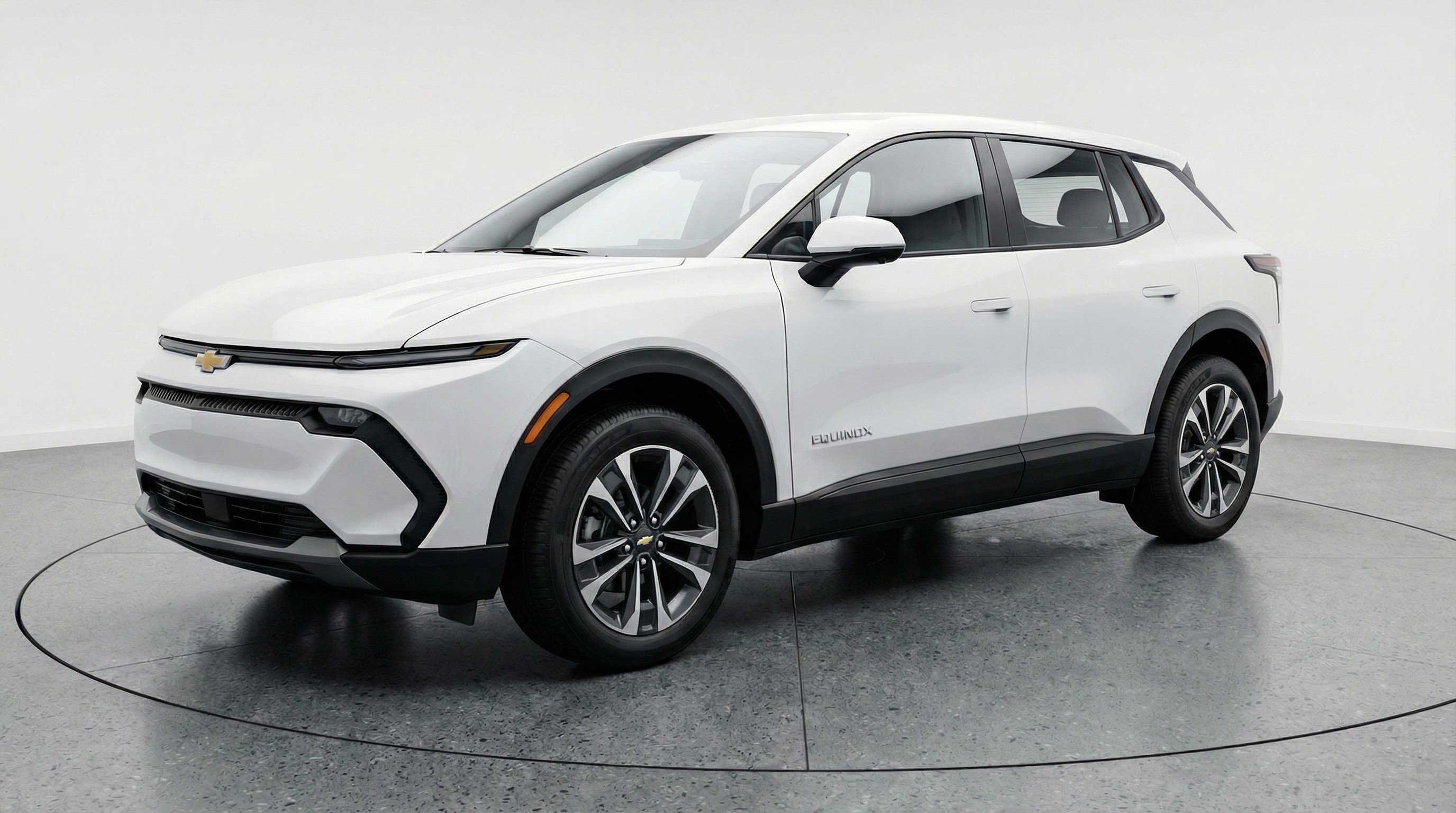 Used 2025 Chevrolet Equinox LT image 3