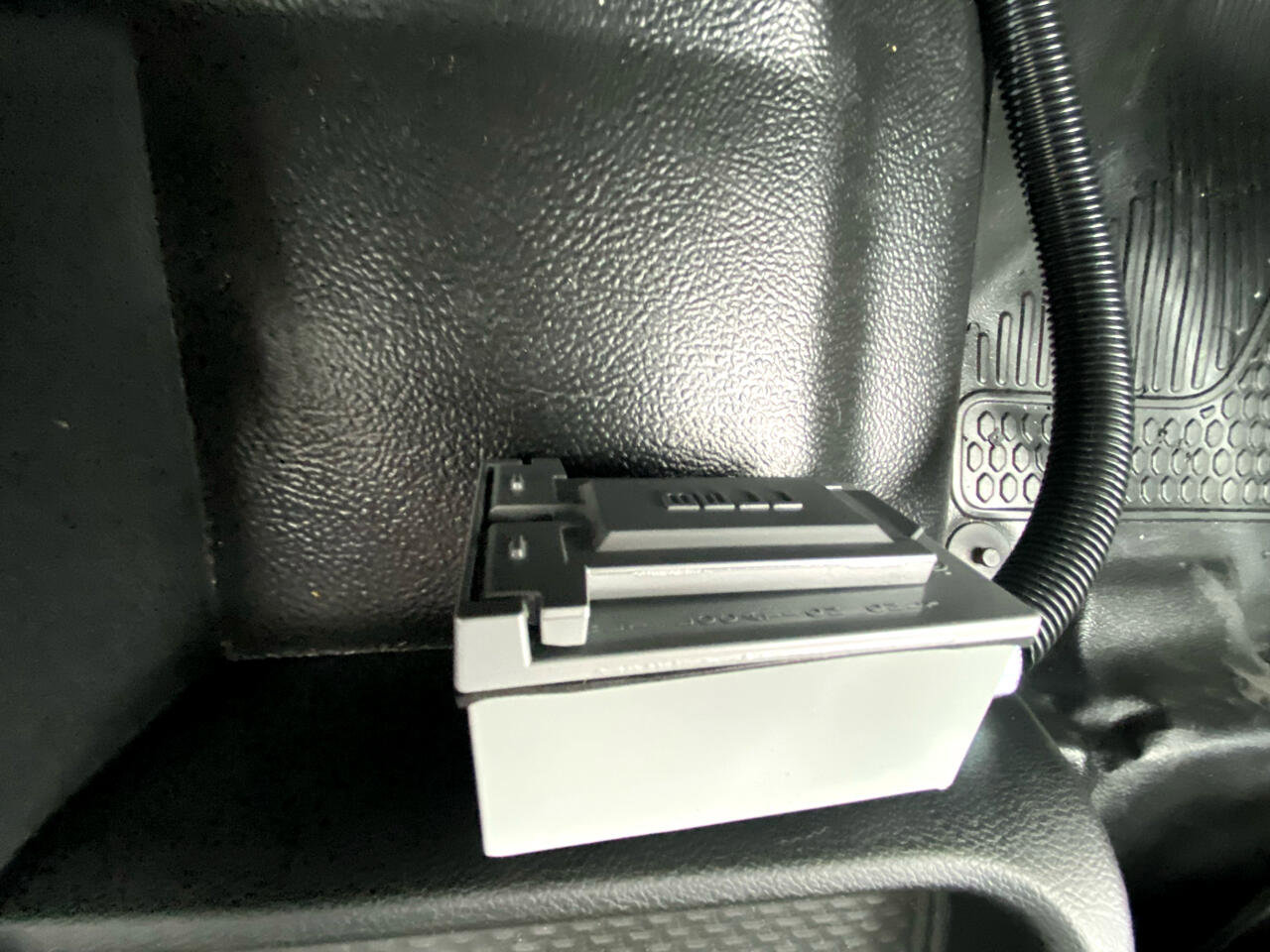 Used 2024 RAM 3500 Tradesman w/ Safety Group image 34