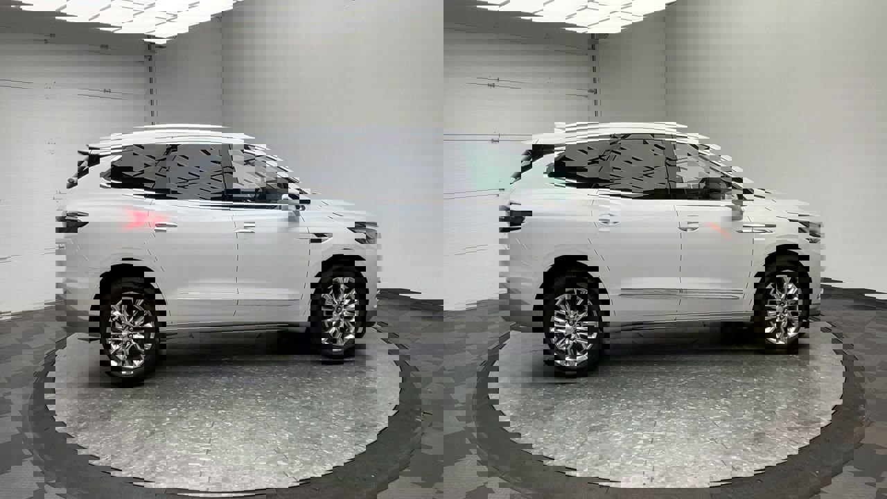 Used 2019 Buick Enclave Premium AWD/4WD image 43