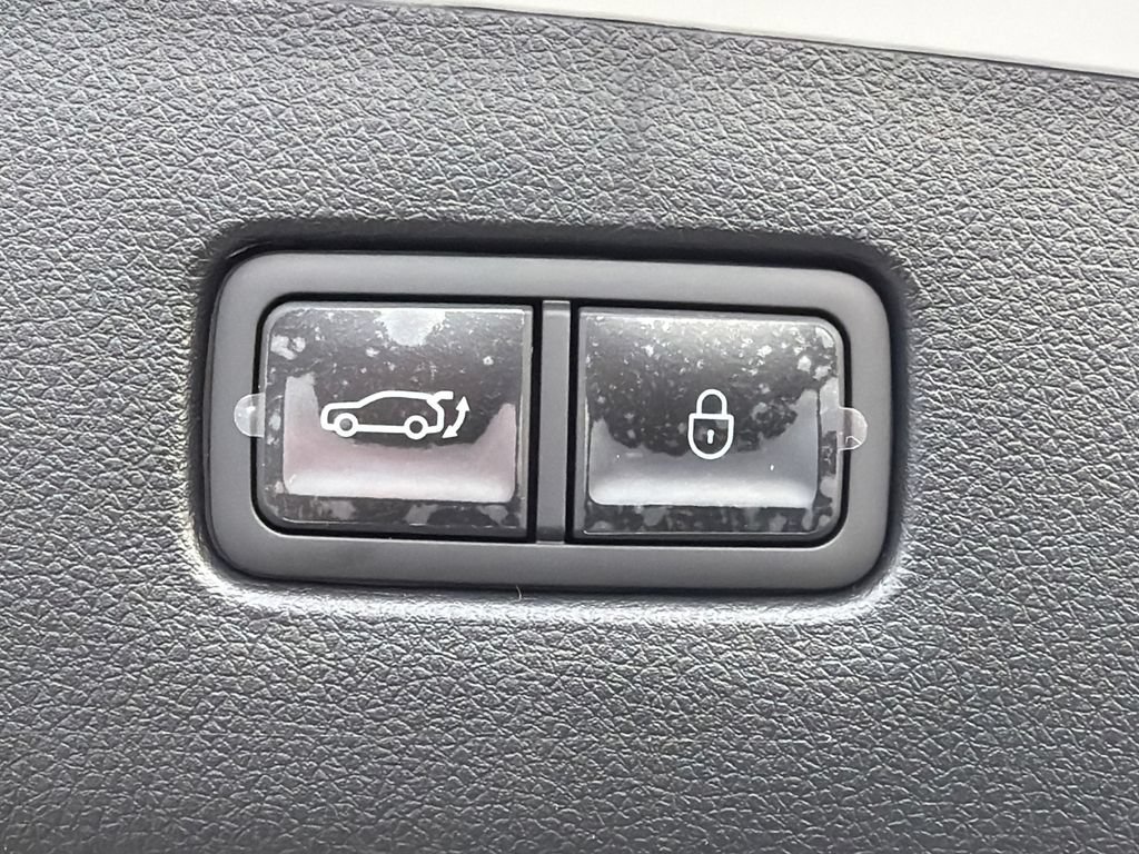 New 2026 Genesis GV70 2.5T Select AWD/4WD image 19