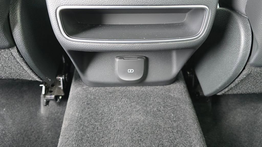 Used 2026 Genesis GV70 2.5T Select AWD/4WD image 18