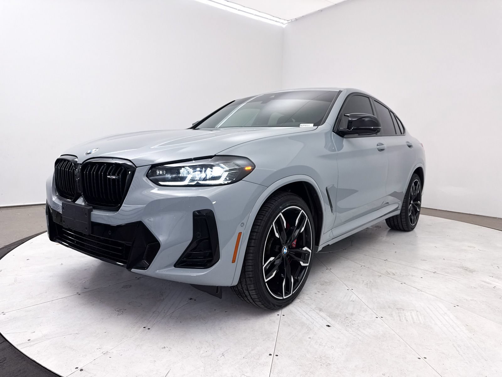 Used 2024 BMW X4 M40i w/ Parking Assistance Package AWD/4WD image 16