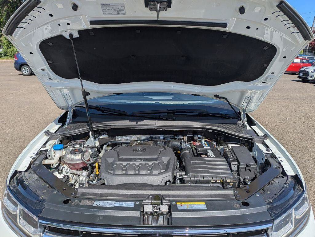 Used 2022 Volkswagen Tiguan SEL R-Line AWD/4WD image 38