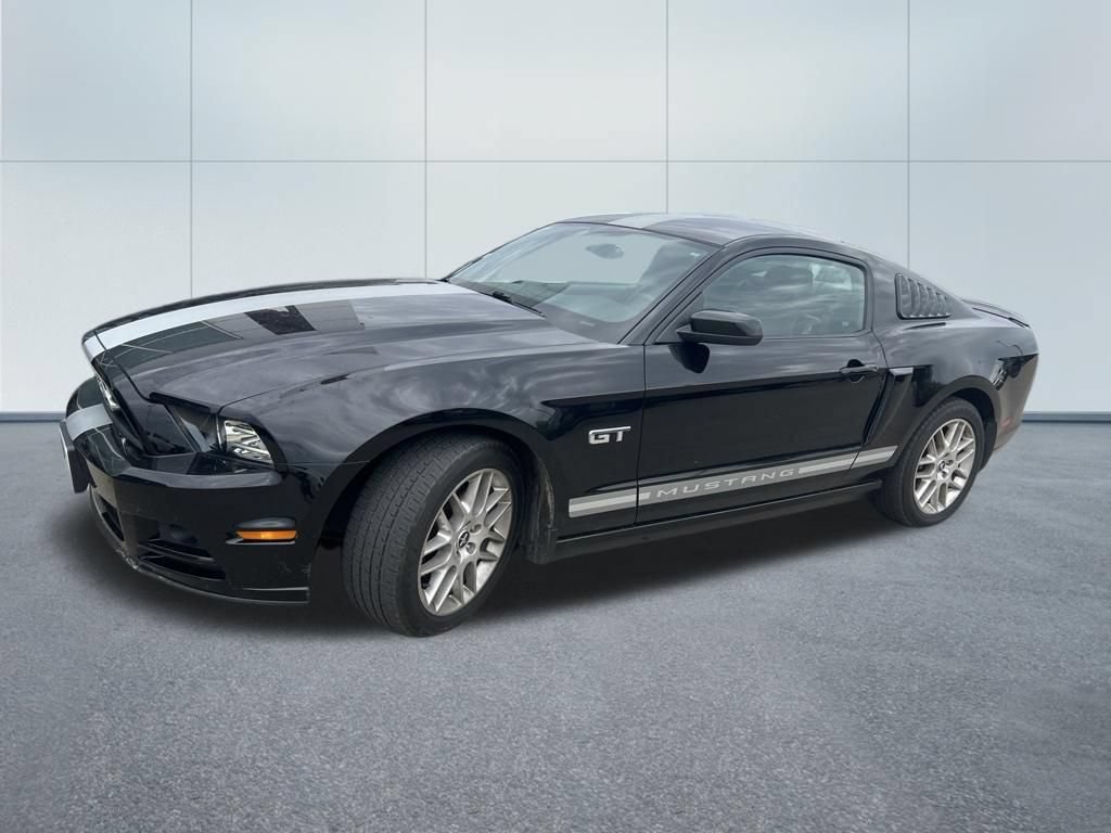 Used 2013 Ford Mustang Premium RWD image 7