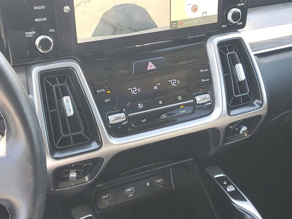 Certified 2023 Kia Sorento S w/ Panoramic Sunroof Package AWD/4WD image 21