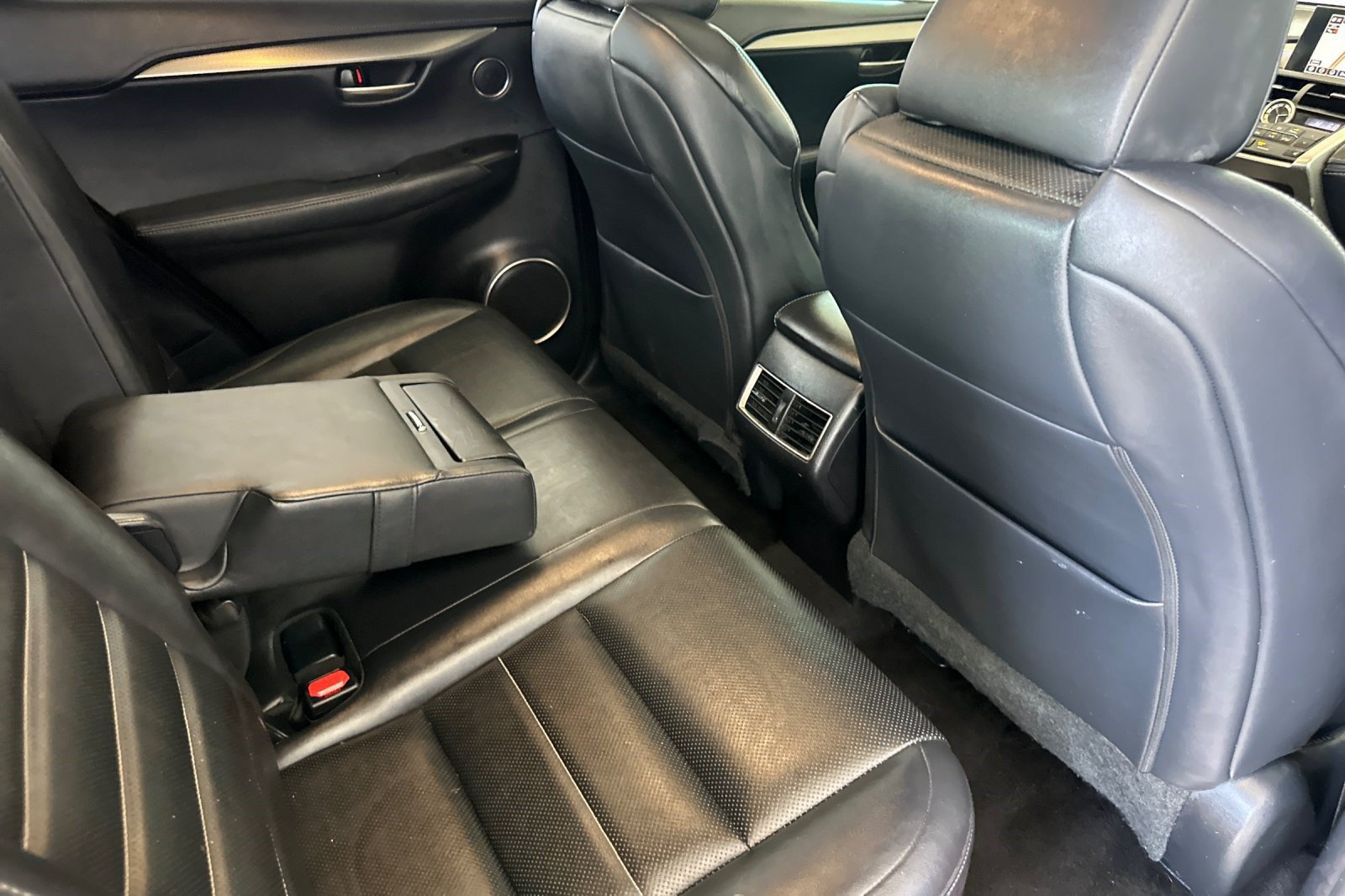 Used 2015 Lexus NX 200t F Sport w/ Navigation System Package FWD image 33