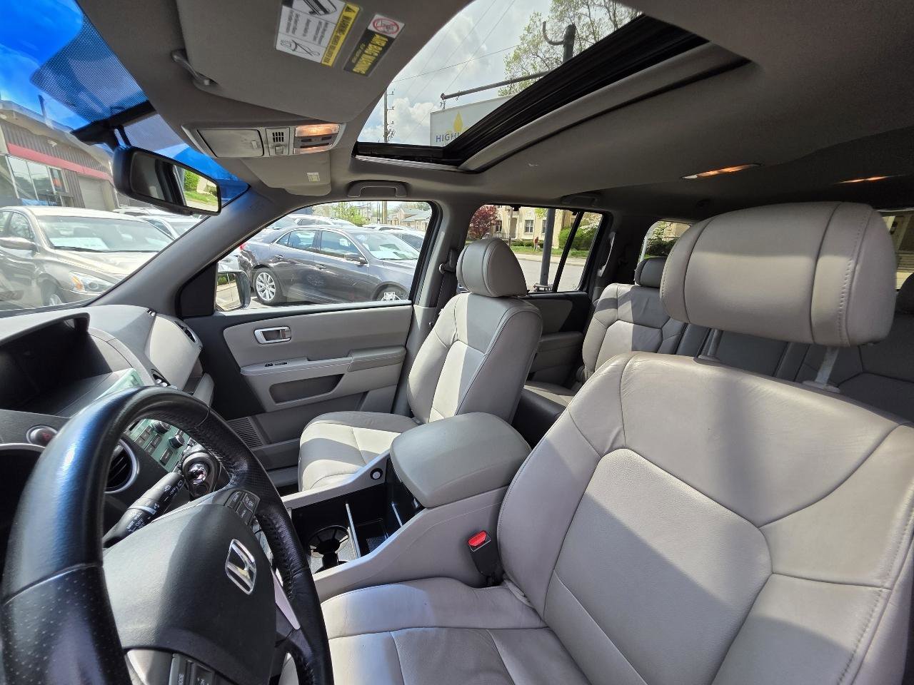 Used 2010 Honda Pilot Touring image 13