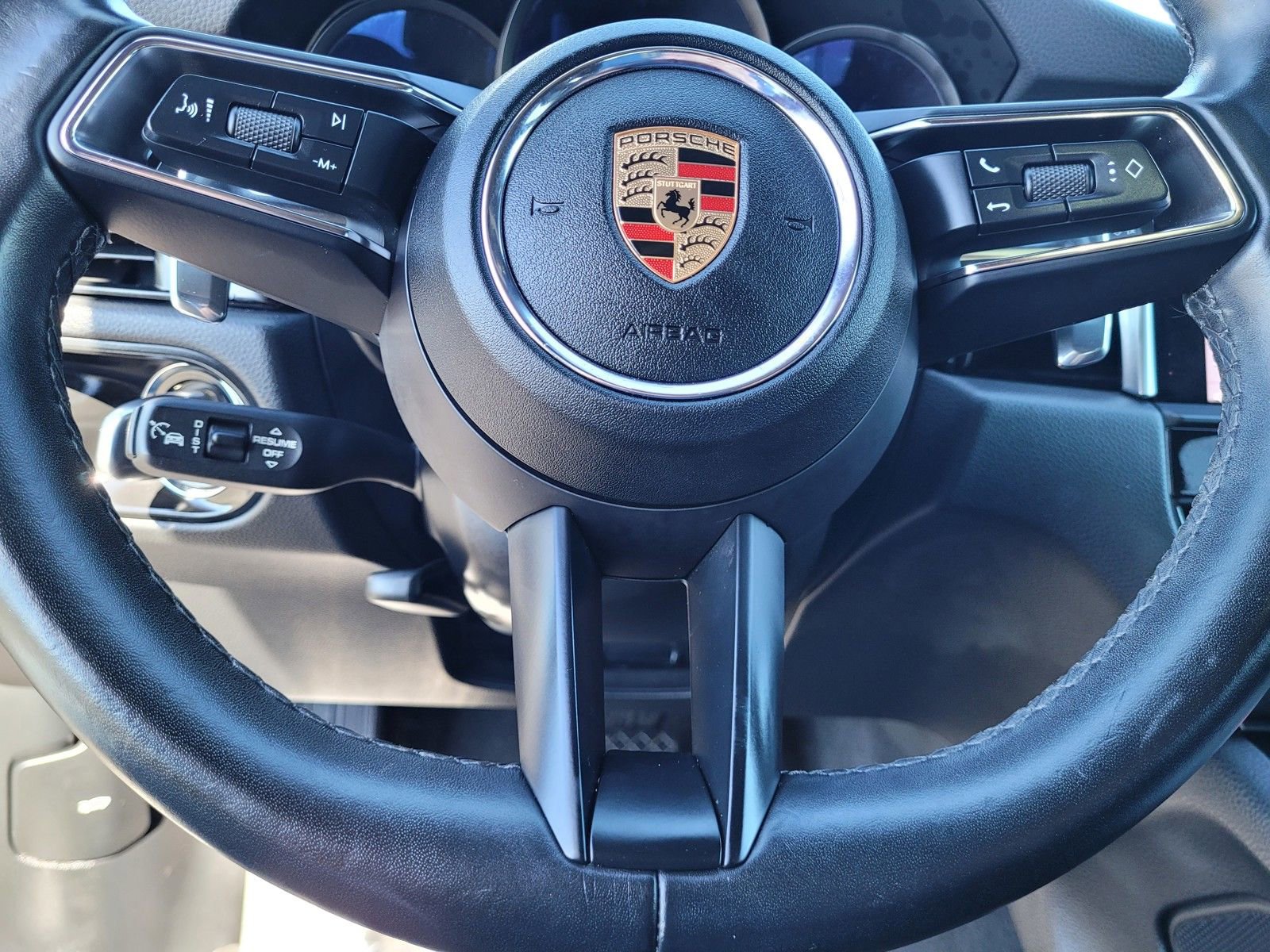 Used 2024 Porsche Macan image 21