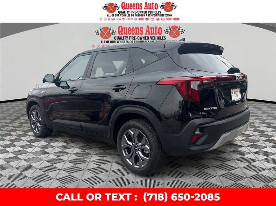 Used 2024 Kia Seltos LX AWD/4WD image 4