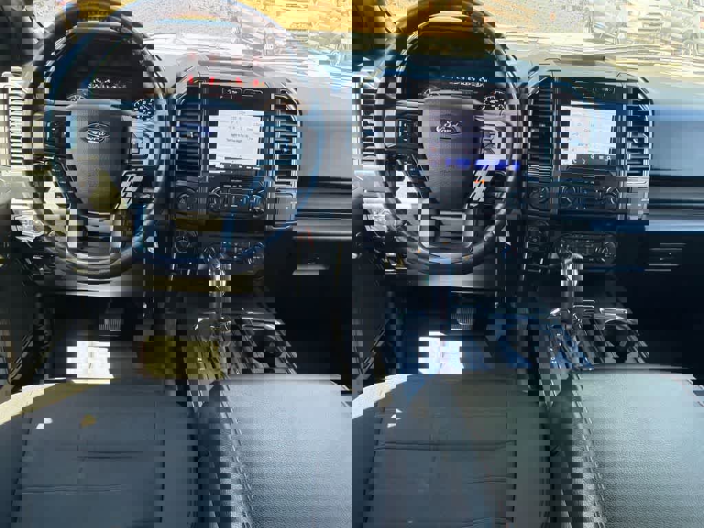 Used 2020 Ford F150 XLT w/ Equipment Group 302A Luxury image 19