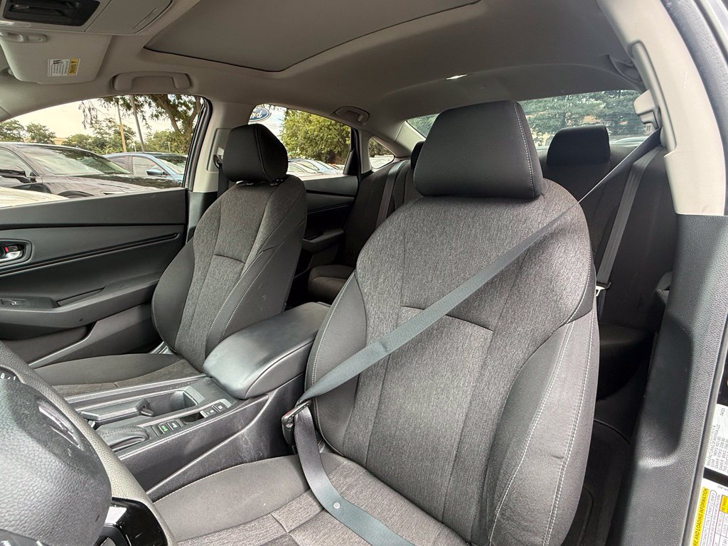 Used 2023 Honda Accord EX image 19